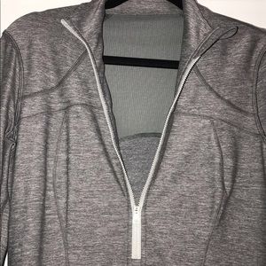 Grey Lululemon Jacket🌟